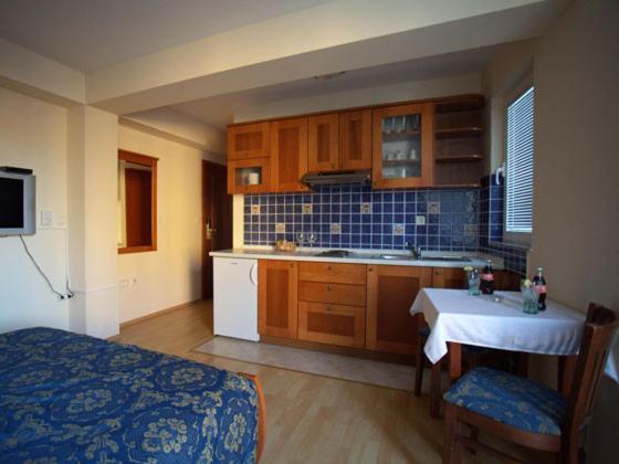 Studio Apartmani Bijeli Delfin Biograd Na Moru Exterior foto